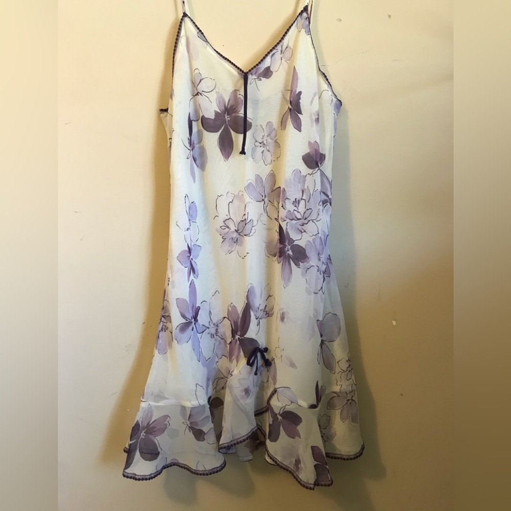 Sensara Pale Yellow/Purple Flowers Short Nightgown